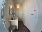 Interni del bagno a noleggio Class Toilet di TailorsanLuxe